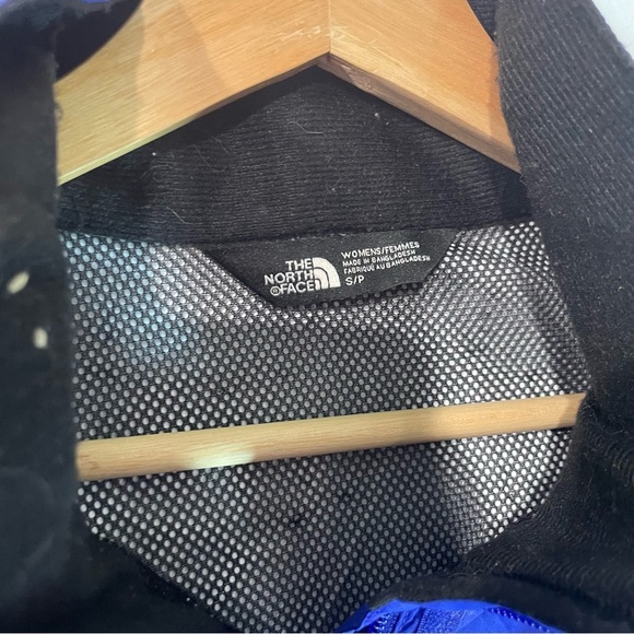 The North Face Black and Blue Jacket - Picture 2 of 4